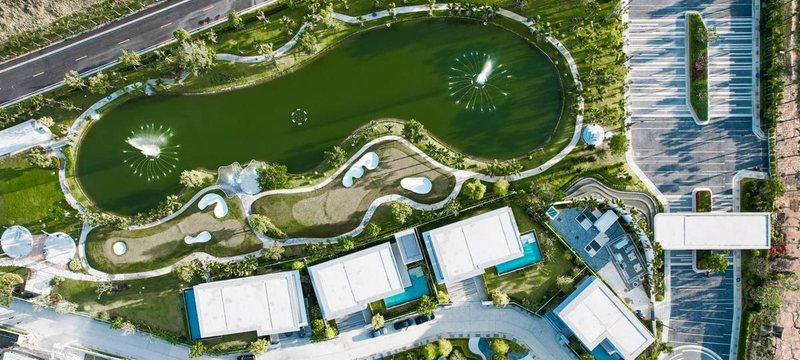 Park & Lake