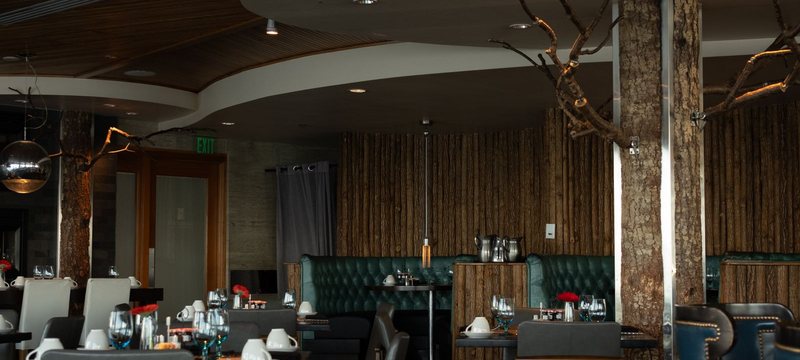 Restaurant & Café